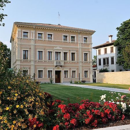 Hotel Villa Maternini Vazzola Екстер'єр фото