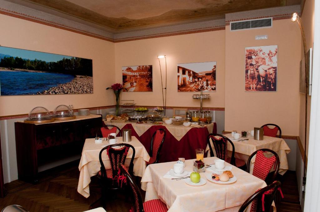 Hotel Villa Maternini Vazzola Екстер'єр фото